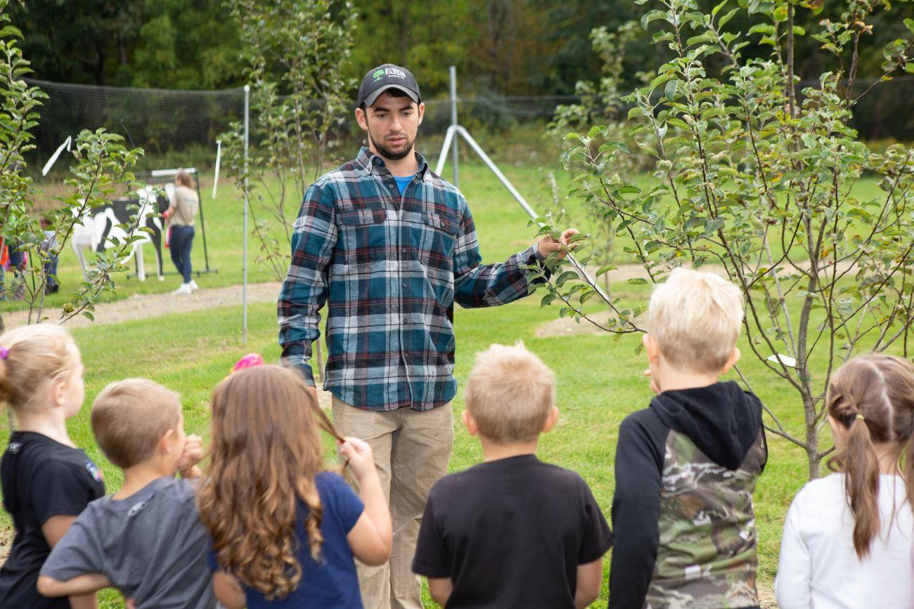 Farmer speaks to students 